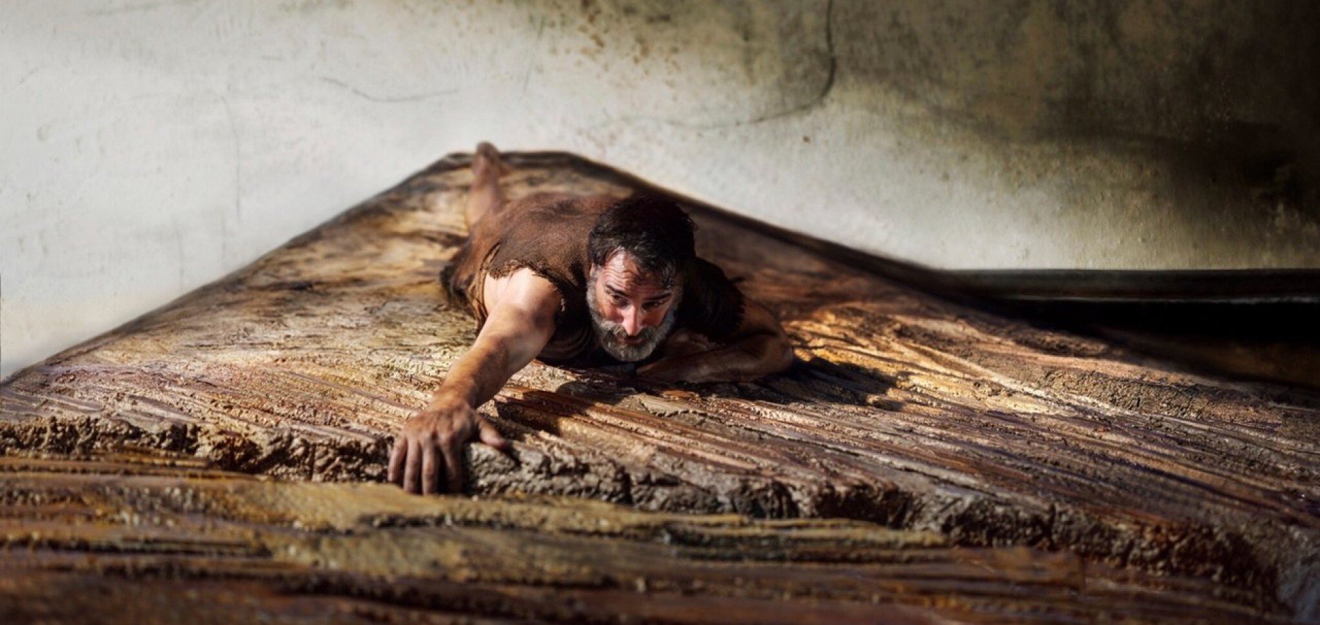 actualité L HOMME QUI RETRECIT